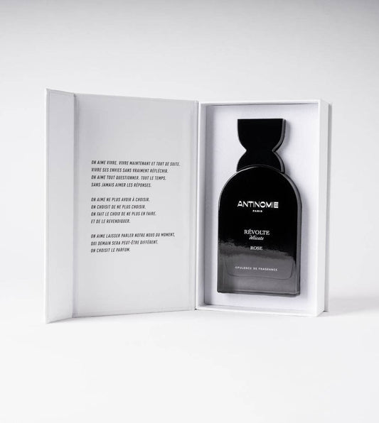 RÉVOLTE delicate - vzorek