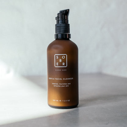 Gentle Facial Cleanser – jemný, ale účinný čisticí gel 3v1
