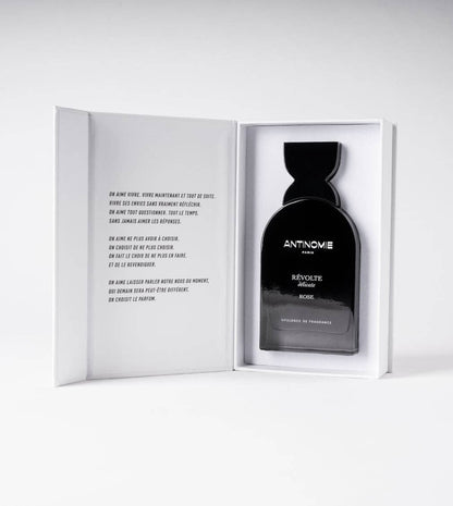 RÉVOLTE délicate